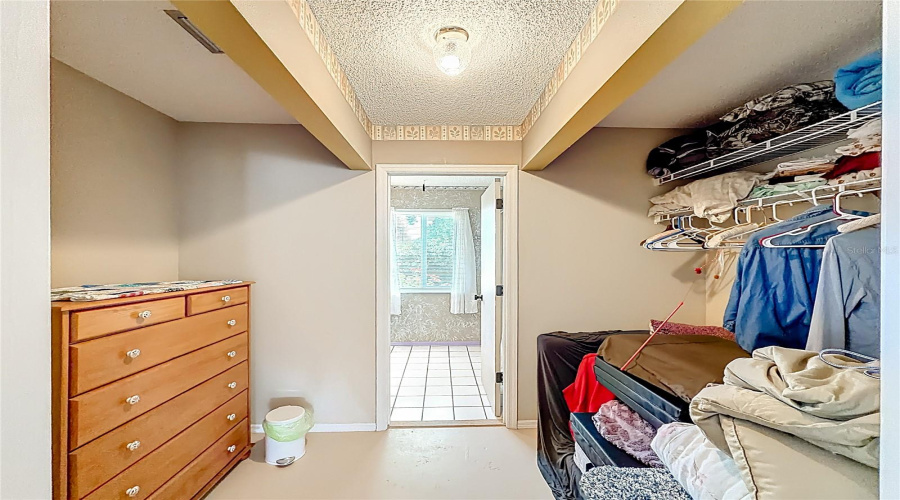 Venice, Florida 34293, 2 Bedroom Bedrooms, ,2 Bathroombathrooms,Residential,For Sale,Seminole,0,Mfrs5147610