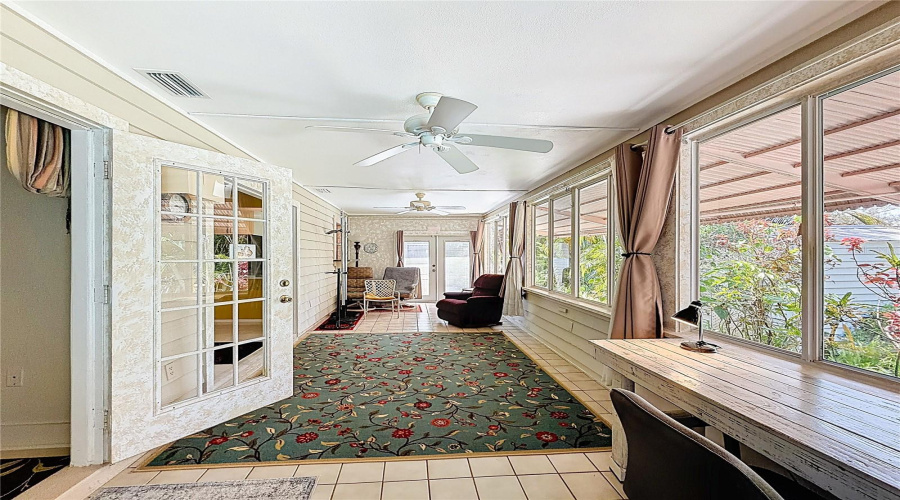 Venice, Florida 34293, 2 Bedroom Bedrooms, ,2 Bathroombathrooms,Residential,For Sale,Seminole,0,Mfrs5147610