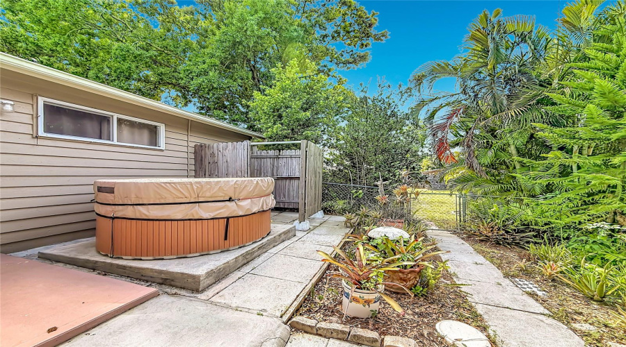 Venice, Florida 34293, 2 Bedroom Bedrooms, ,2 Bathroombathrooms,Residential,For Sale,Seminole,0,Mfrs5147610