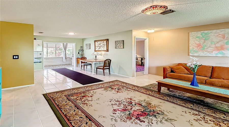 Venice, Florida 34293, 2 Bedroom Bedrooms, ,2 Bathroombathrooms,Residential,For Sale,Seminole,0,Mfrs5147610