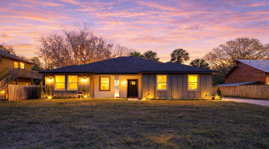 Deltona, Florida 32738, 3 Bedroom Bedrooms, ,3 Bathroombathrooms,Residential,For Sale,Hibiscus,0,Mfro6371509