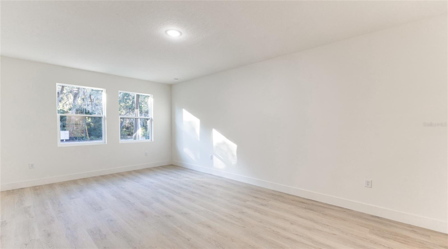 Deltona, Florida 32738, 3 Bedroom Bedrooms, ,3 Bathroombathrooms,Residential,For Sale,Hibiscus,0,Mfro6371509