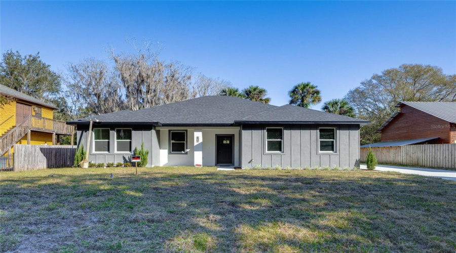 Deltona, Florida 32738, 3 Bedroom Bedrooms, ,3 Bathroombathrooms,Residential,For Sale,Hibiscus,0,Mfro6371509