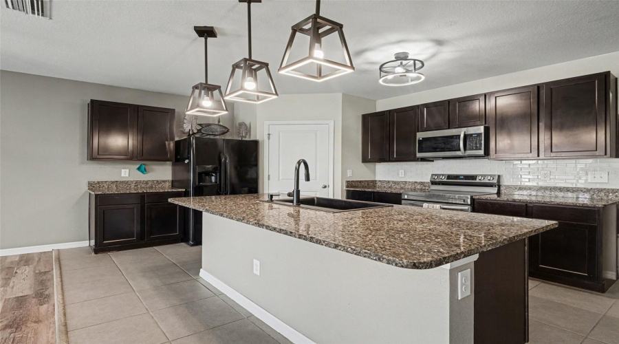 Riverview, Florida 33578, 4 Bedroom Bedrooms, ,2 Bathroombathrooms,Residential,For Sale,Park Meadowbrooke,0,Mfrtb8451654