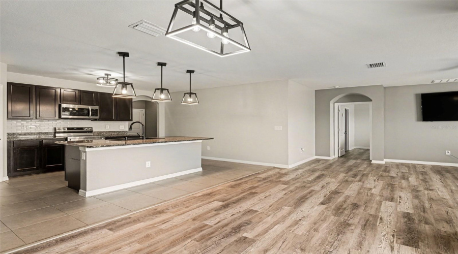 Riverview, Florida 33578, 4 Bedroom Bedrooms, ,2 Bathroombathrooms,Residential,For Sale,Park Meadowbrooke,0,Mfrtb8451654