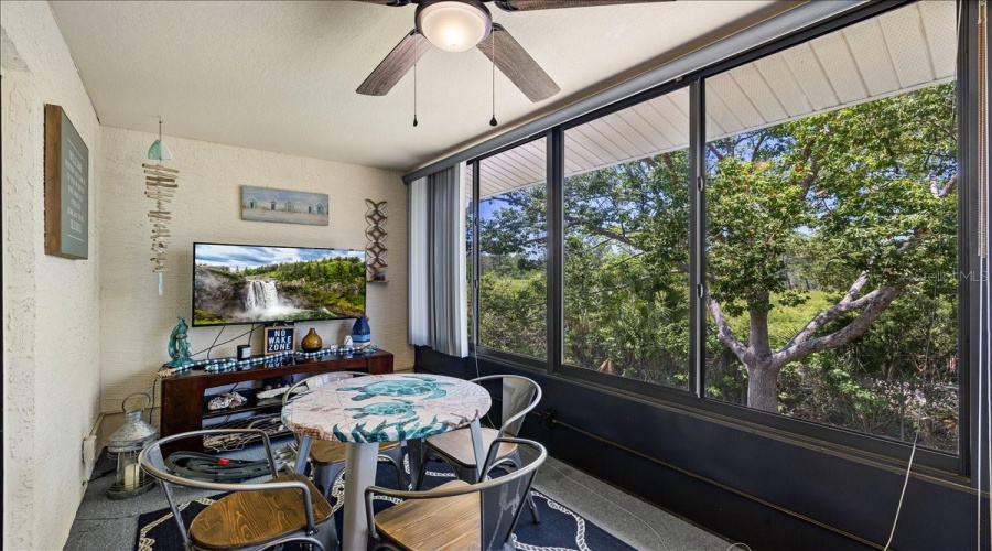 Weeki Wachee, Florida 34607, 2 Bedroom Bedrooms, ,2 Bathroombathrooms,Residential,For Sale,River Run,0,Mfrtb8524803