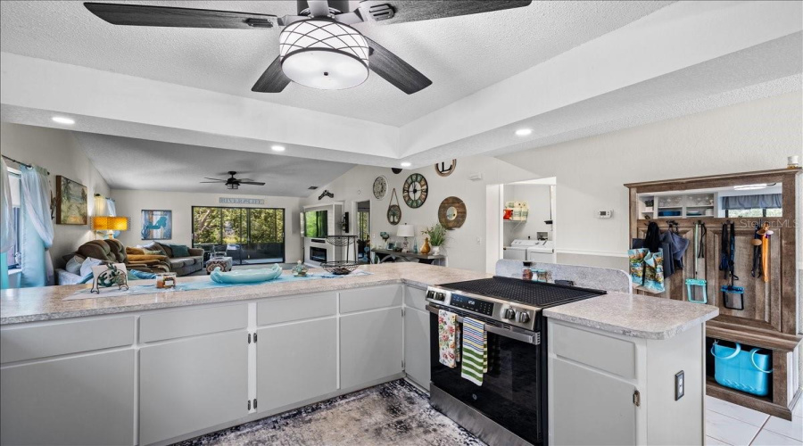Weeki Wachee, Florida 34607, 2 Bedroom Bedrooms, ,2 Bathroombathrooms,Residential,For Sale,River Run,0,Mfrtb8524803
