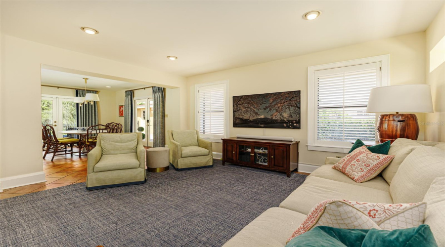 Lakeland, Florida 33803, 4 Bedroom Bedrooms, ,4 Bathroombathrooms,Residential,For Sale,Miramar,0,Mfrl4962185