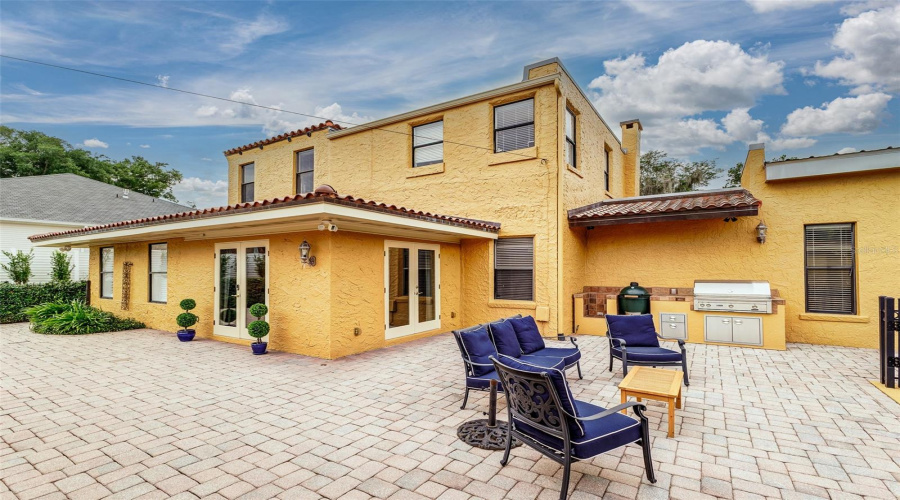 Lakeland, Florida 33803, 4 Bedroom Bedrooms, ,4 Bathroombathrooms,Residential,For Sale,Miramar,0,Mfrl4962185