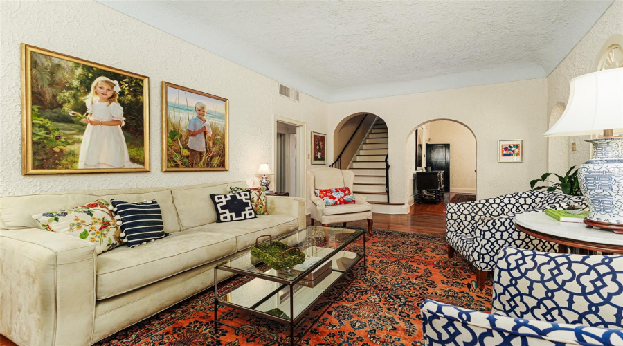 Lakeland, Florida 33803, 4 Bedroom Bedrooms, ,4 Bathroombathrooms,Residential,For Sale,Miramar,0,Mfrl4962185