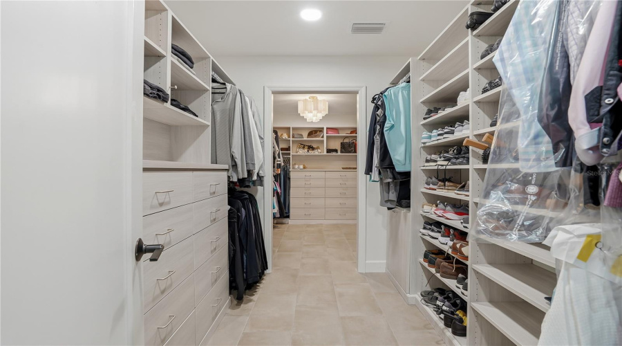 Customer Closet 1