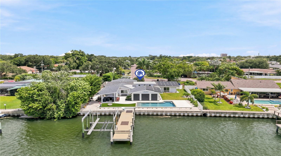 Your Boater'S Paradise Awaits!