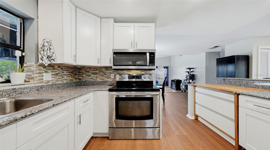 Palm Harbor, Florida 34684, 3 Bedroom Bedrooms, ,2 Bathroombathrooms,Residential,For Sale,Blooming Hill,0,Mfrtb8541076