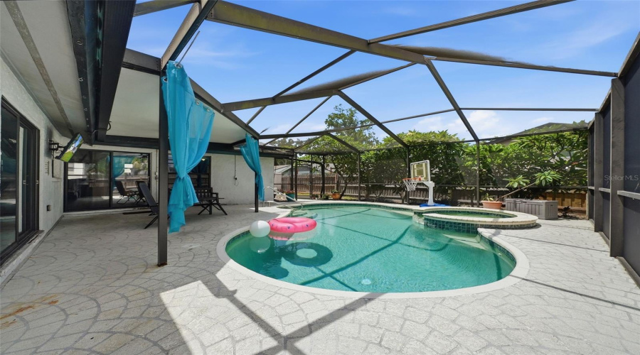 Palm Harbor, Florida 34684, 3 Bedroom Bedrooms, ,2 Bathroombathrooms,Residential,For Sale,Blooming Hill,0,Mfrtb8541076