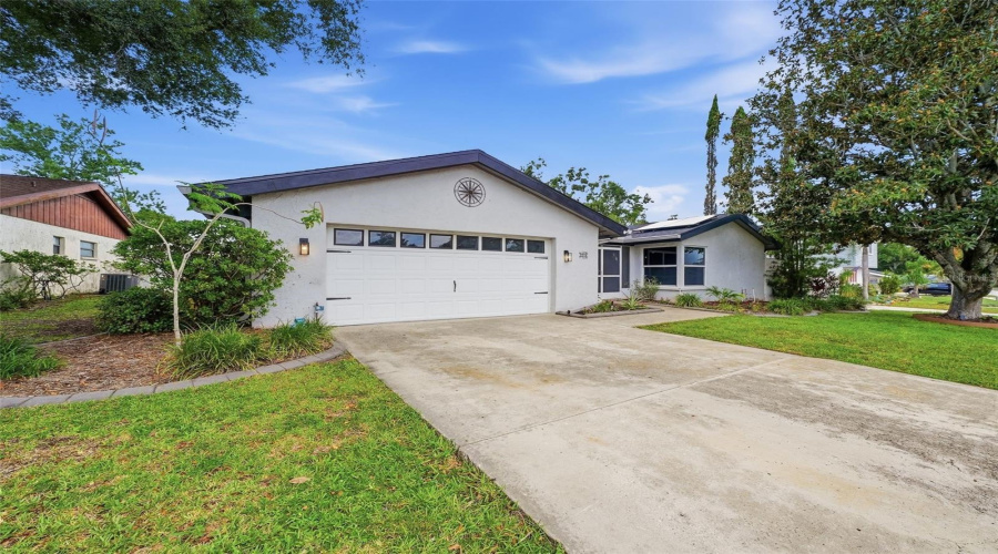 Palm Harbor, Florida 34684, 3 Bedroom Bedrooms, ,2 Bathroombathrooms,Residential,For Sale,Blooming Hill,0,Mfrtb8541076