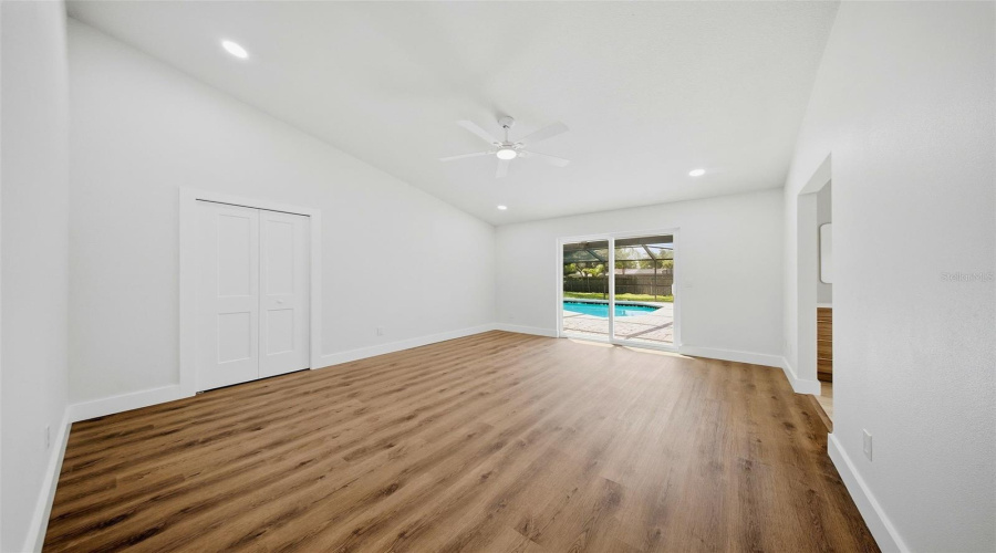 Valrico, Florida 33596, 4 Bedroom Bedrooms, ,2 Bathroombathrooms,Residential,For Sale,Doefield,0,Mfrtb8513359