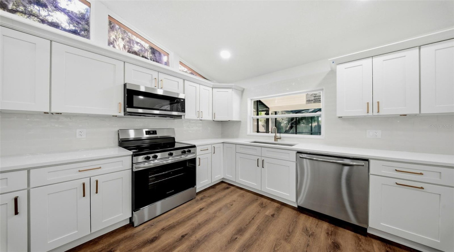 Valrico, Florida 33596, 4 Bedroom Bedrooms, ,2 Bathroombathrooms,Residential,For Sale,Doefield,0,Mfrtb8513359