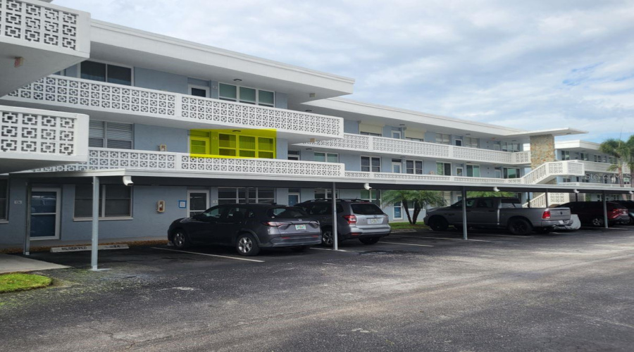 St Petersburg, Florida 33703, 1 Bedroom Bedrooms, ,1 Bathroombathrooms,Residential,For Sale,Locust,0,Mfrtb8538928
