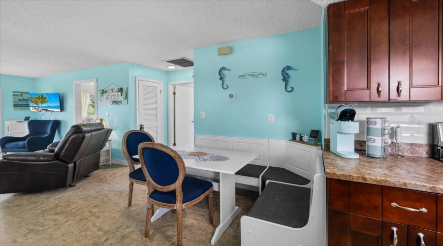 Hernando Beach, Florida 34607, 3 Bedroom Bedrooms, ,2 Bathroombathrooms,Residential,For Sale,Companero Entra,0,Mfrtb8533142