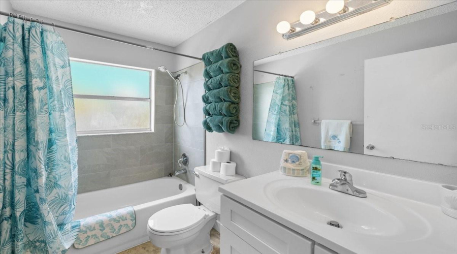 Hernando Beach, Florida 34607, 3 Bedroom Bedrooms, ,2 Bathroombathrooms,Residential,For Sale,Companero Entra,0,Mfrtb8533142