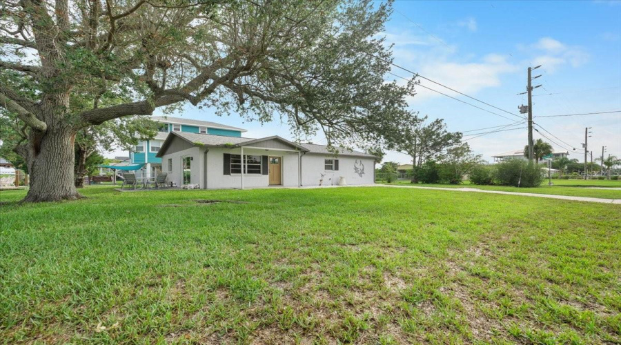 Hernando Beach, Florida 34607, 3 Bedroom Bedrooms, ,2 Bathroombathrooms,Residential,For Sale,Companero Entra,0,Mfrtb8533142