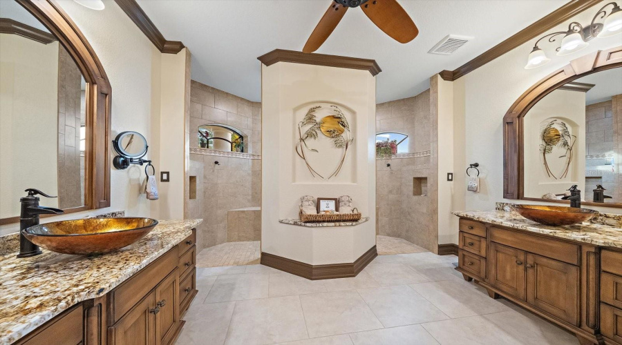 Port Charlotte, Florida 33981, 3 Bedroom Bedrooms, ,2 Bathroombathrooms,Residential,For Sale,Leipzig,0,Mfra4701900