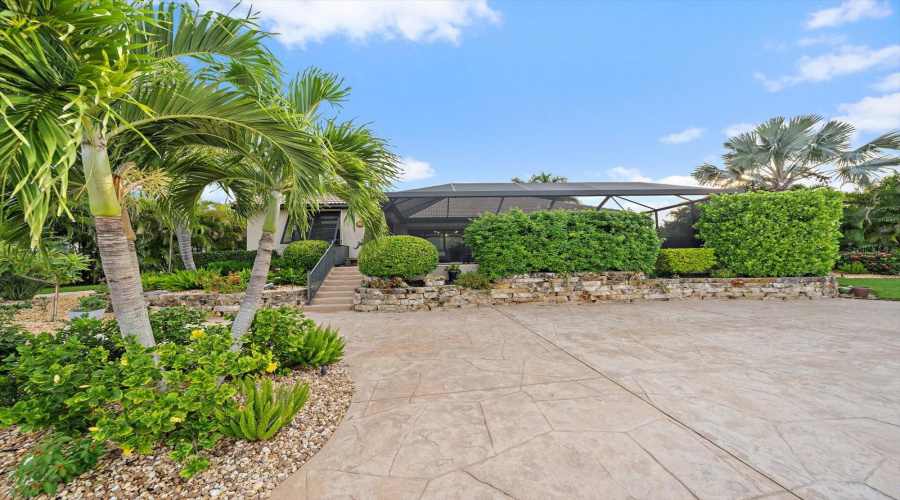 Port Charlotte, Florida 33981, 3 Bedroom Bedrooms, ,2 Bathroombathrooms,Residential,For Sale,Leipzig,0,Mfra4701900