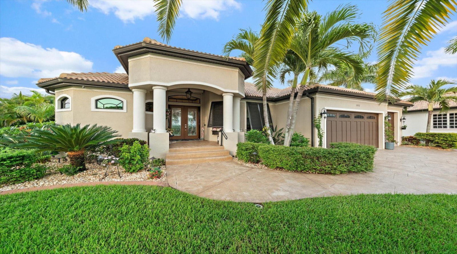 Port Charlotte, Florida 33981, 3 Bedroom Bedrooms, ,2 Bathroombathrooms,Residential,For Sale,Leipzig,0,Mfra4701900