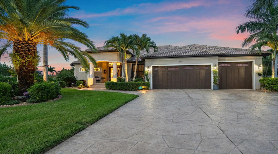 Port Charlotte, Florida 33981, 3 Bedroom Bedrooms, ,2 Bathroombathrooms,Residential,For Sale,Leipzig,0,Mfra4701900