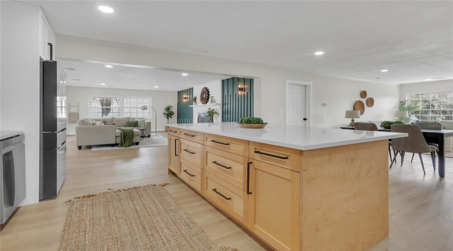Tampa, Florida 33617, 4 Bedroom Bedrooms, ,2 Bathroombathrooms,Residential,For Sale,Oakland,0,Mfrtb8540498