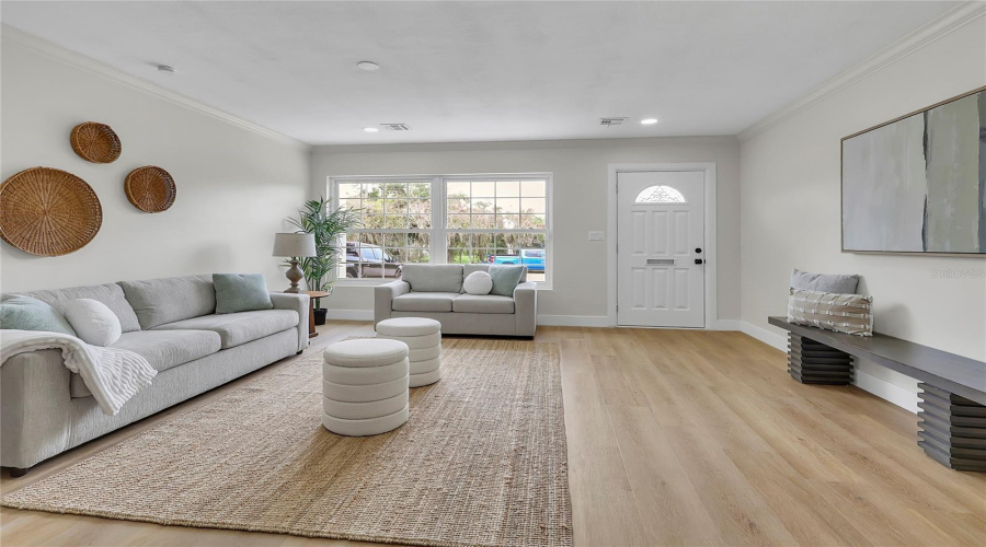 Tampa, Florida 33617, 4 Bedroom Bedrooms, ,2 Bathroombathrooms,Residential,For Sale,Oakland,0,Mfrtb8540498