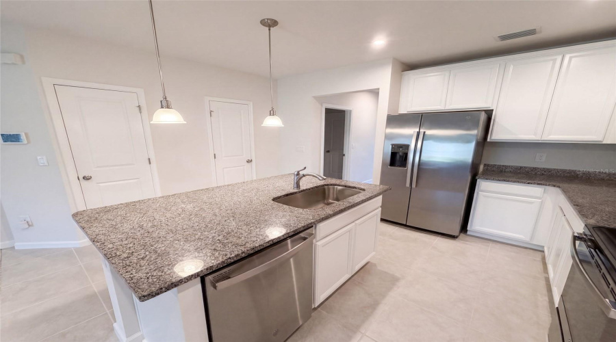 Land O Lakes, Florida 34638, 3 Bedroom Bedrooms, ,2 Bathroombathrooms,Residential,For Sale,Turning Leaf,0,Mfro6436056