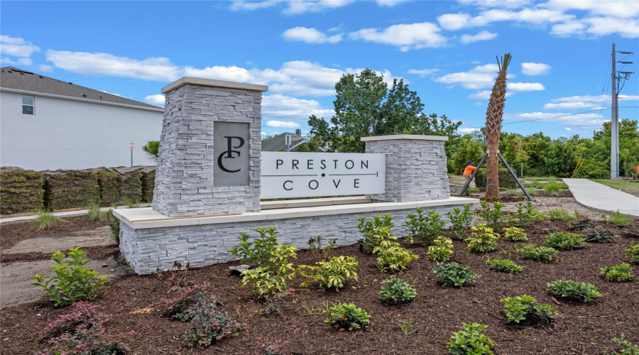St Cloud, Florida 34771, 3 Bedroom Bedrooms, ,2 Bathroombathrooms,Residential,For Sale,Preston Cove,0,Mfro6424624