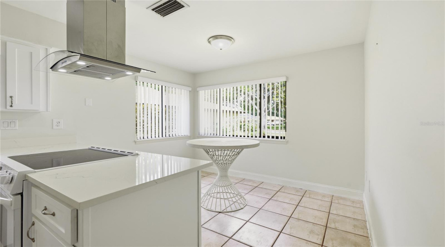 Yalaha, Florida 34797, 3 Bedroom Bedrooms, ,2 Bathroombathrooms,Residential,For Sale,Waterwood,0,Mfrg5111380