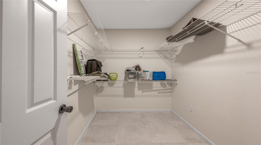Yalaha, Florida 34797, 3 Bedroom Bedrooms, ,2 Bathroombathrooms,Residential,For Sale,Waterwood,0,Mfrg5111380
