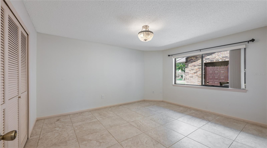 Yalaha, Florida 34797, 3 Bedroom Bedrooms, ,2 Bathroombathrooms,Residential,For Sale,Waterwood,0,Mfrg5111380