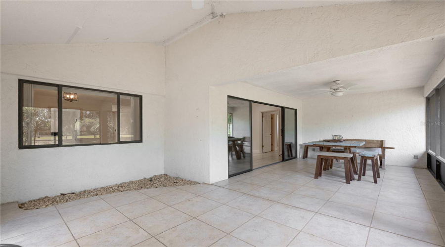 Yalaha, Florida 34797, 3 Bedroom Bedrooms, ,2 Bathroombathrooms,Residential,For Sale,Waterwood,0,Mfrg5111380