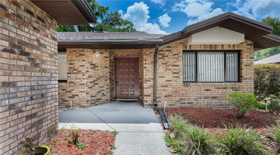 Yalaha, Florida 34797, 3 Bedroom Bedrooms, ,2 Bathroombathrooms,Residential,For Sale,Waterwood,0,Mfrg5111380