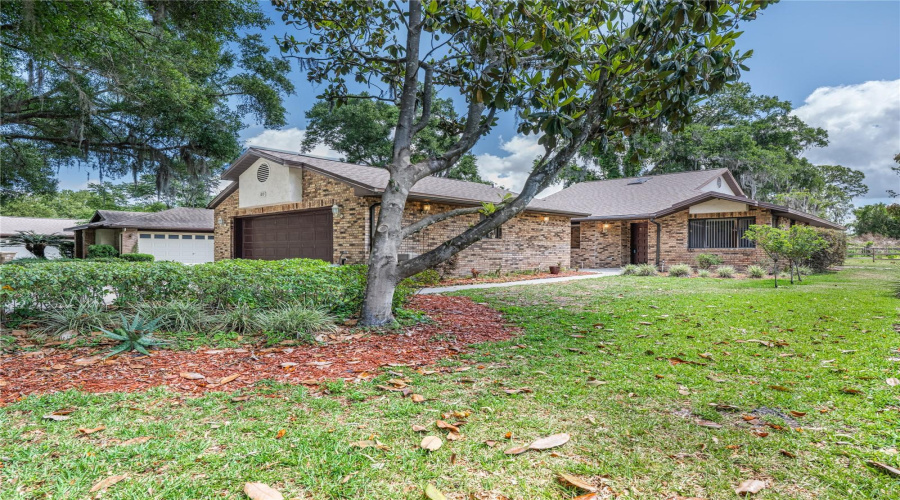 Yalaha, Florida 34797, 3 Bedroom Bedrooms, ,2 Bathroombathrooms,Residential,For Sale,Waterwood,0,Mfrg5111380