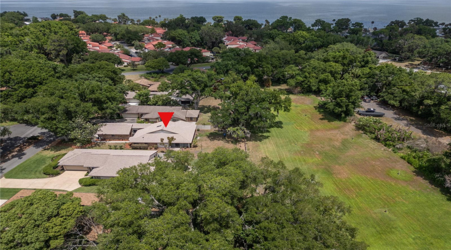 Yalaha, Florida 34797, 3 Bedroom Bedrooms, ,2 Bathroombathrooms,Residential,For Sale,Waterwood,0,Mfrg5111380