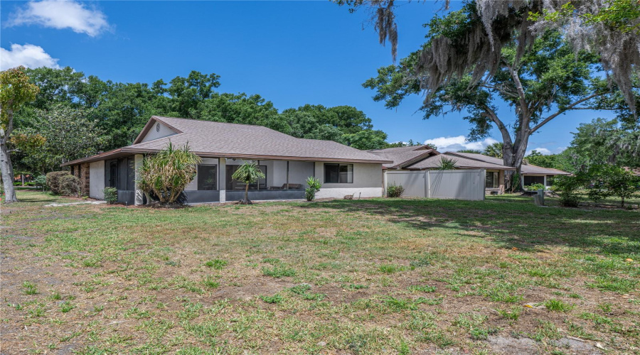 Yalaha, Florida 34797, 3 Bedroom Bedrooms, ,2 Bathroombathrooms,Residential,For Sale,Waterwood,0,Mfrg5111380