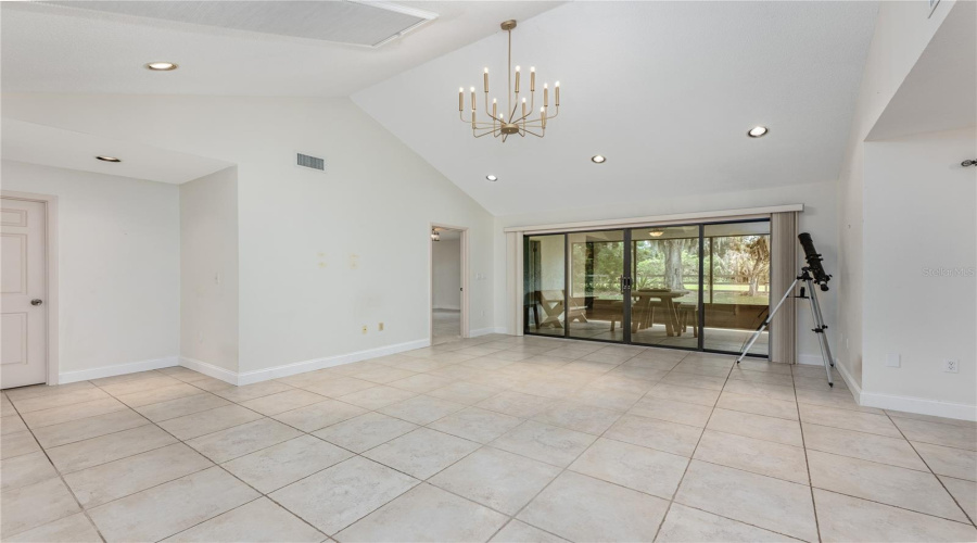 Yalaha, Florida 34797, 3 Bedroom Bedrooms, ,2 Bathroombathrooms,Residential,For Sale,Waterwood,0,Mfrg5111380