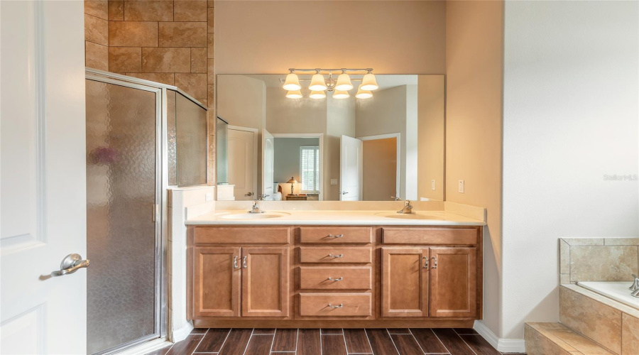 New Smyrna Beach, Florida 32168, 3 Bedroom Bedrooms, ,2 Bathroombathrooms,Residential,For Sale,Leonardo,0,Mfrns1088026