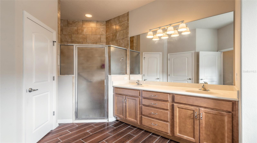 New Smyrna Beach, Florida 32168, 3 Bedroom Bedrooms, ,2 Bathroombathrooms,Residential,For Sale,Leonardo,0,Mfrns1088026