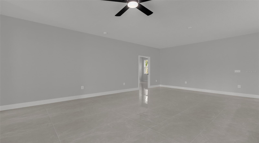 Ocala, Florida 34473, 4 Bedroom Bedrooms, ,3 Bathroombathrooms,Residential,For Sale,131 St,0,Mfro6432008