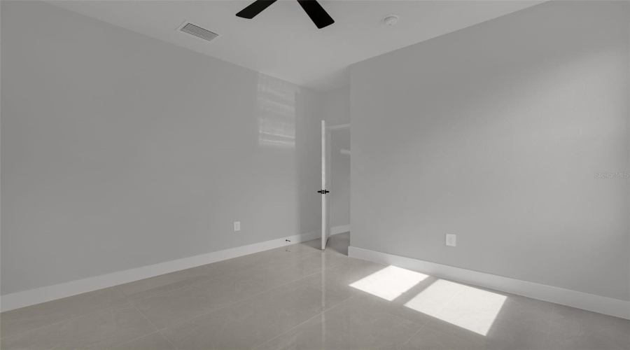 Ocala, Florida 34473, 4 Bedroom Bedrooms, ,3 Bathroombathrooms,Residential,For Sale,131 St,0,Mfro6432008