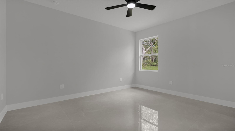 Ocala, Florida 34473, 4 Bedroom Bedrooms, ,3 Bathroombathrooms,Residential,For Sale,131 St,0,Mfro6432008