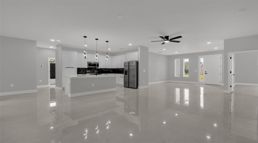 Ocala, Florida 34473, 4 Bedroom Bedrooms, ,3 Bathroombathrooms,Residential,For Sale,131 St,0,Mfro6432008