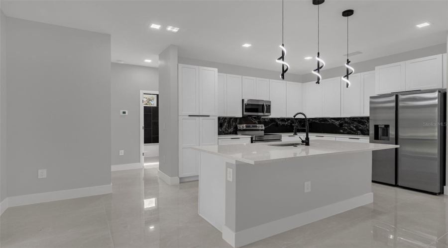 Ocala, Florida 34473, 4 Bedroom Bedrooms, ,3 Bathroombathrooms,Residential,For Sale,131 St,0,Mfro6432008