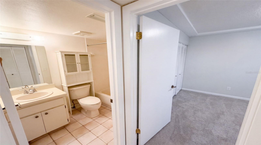 Dunedin, Florida 34698, 2 Bedroom Bedrooms, ,2 Bathroombathrooms,Residential,For Sale,Millstream,0,Mfro6436635